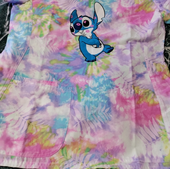 Disney scrub top - Picture 2 of 5